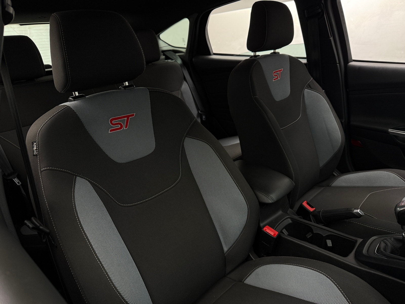 Thumbnail: 2017 Ford Focus - 2