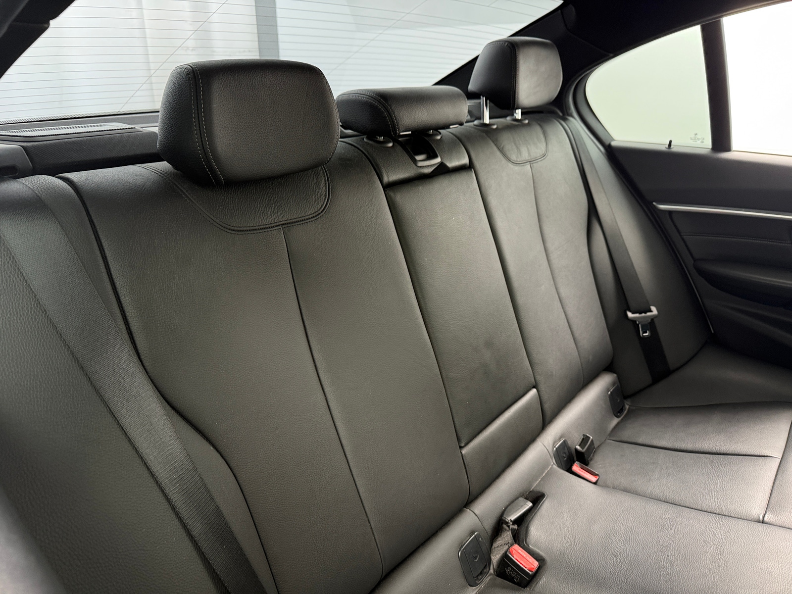 Thumbnail: 2016 BMW 3 Series - 5