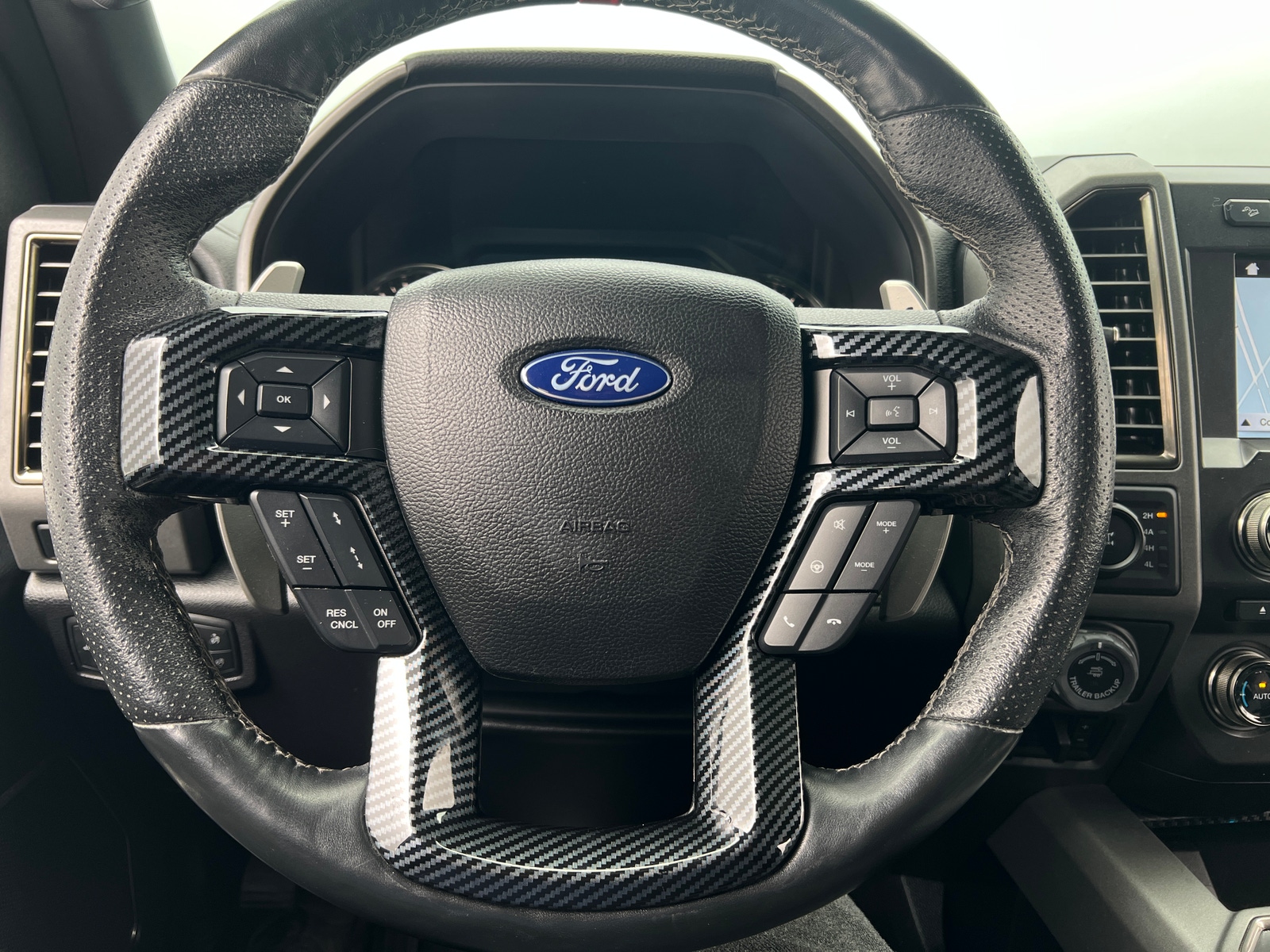 Thumbnail: 2018 Ford Econoline - 4