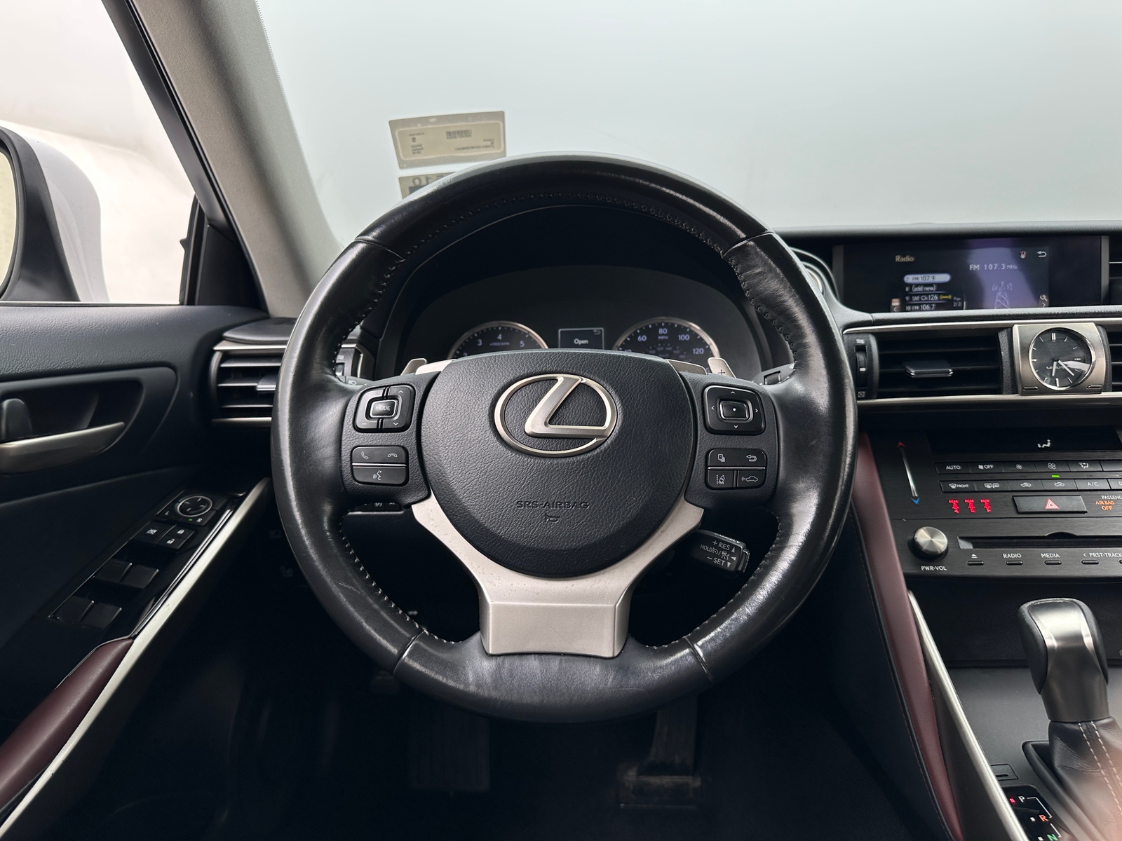 Thumbnail: 2019 Lexus IS - 4