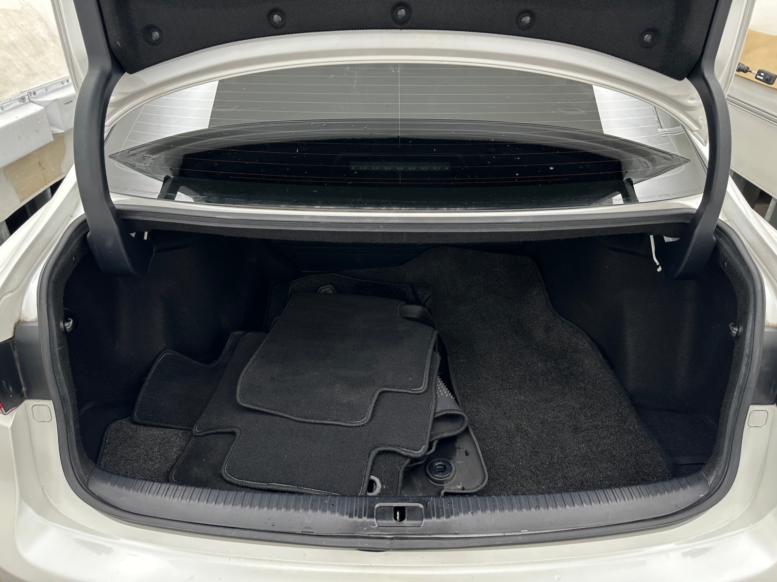 Thumbnail: 2019 Lexus IS - 6