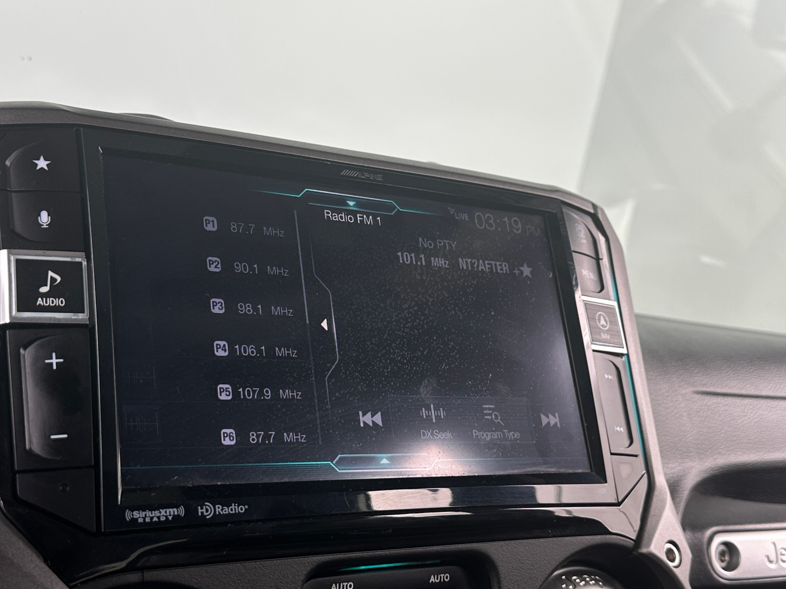 Thumbnail: 2016 Jeep Wrangler - 3