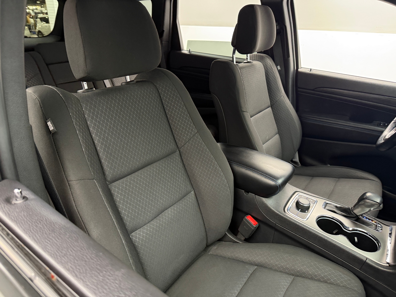 Thumbnail: 2019 Jeep Grand Cherokee - 2