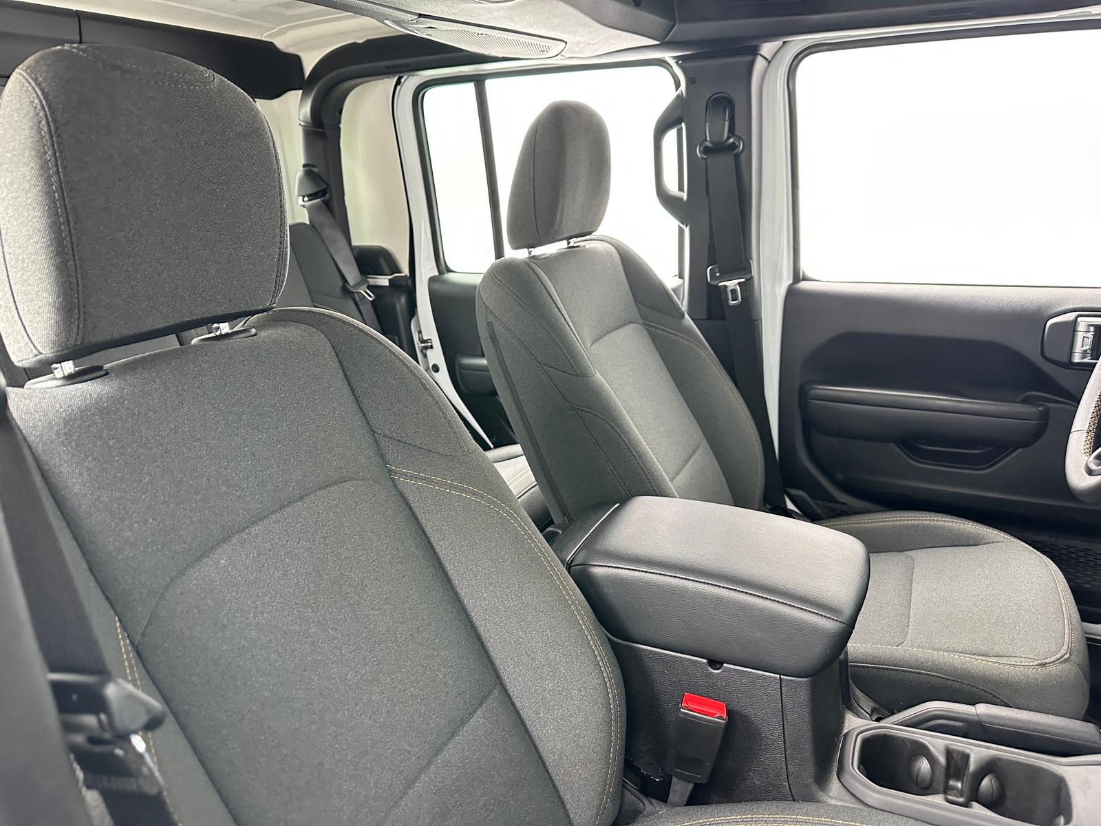 Thumbnail: 2025 Jeep Gladiator - 2