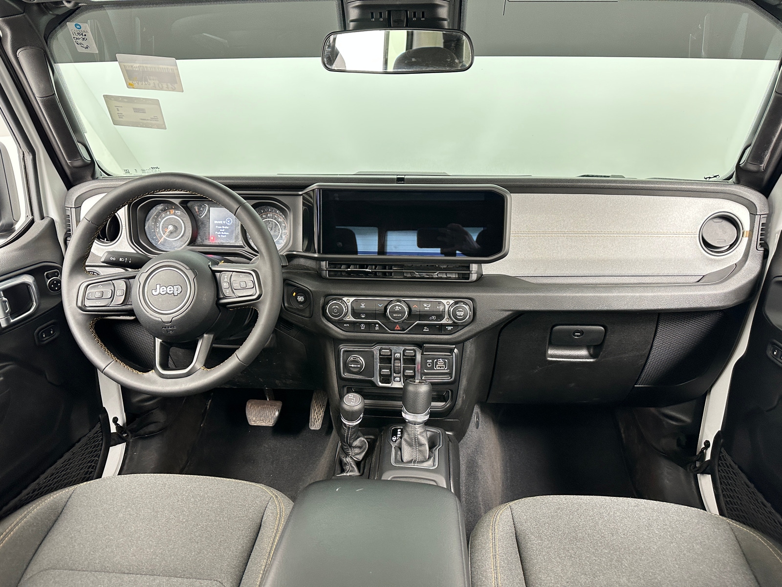 Thumbnail: 2025 Jeep Gladiator - 3