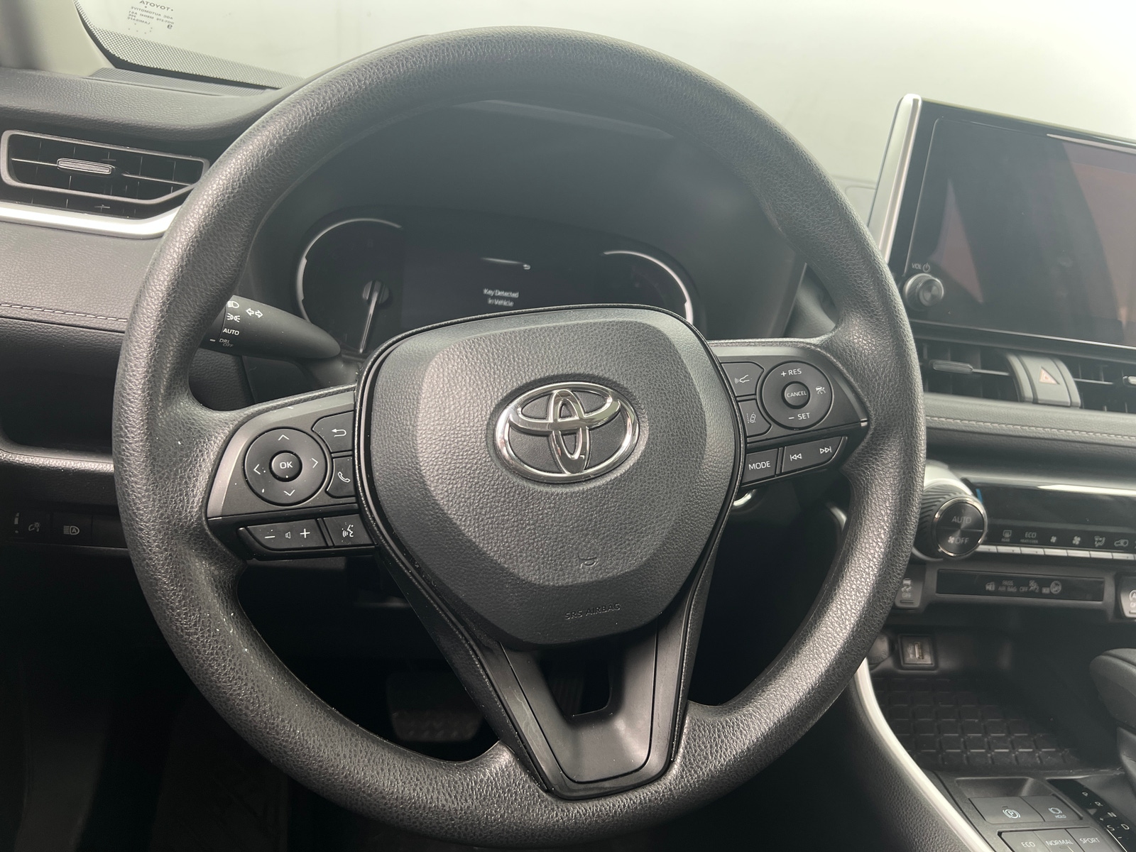 Thumbnail: 2025 Toyota RAV4 - 5