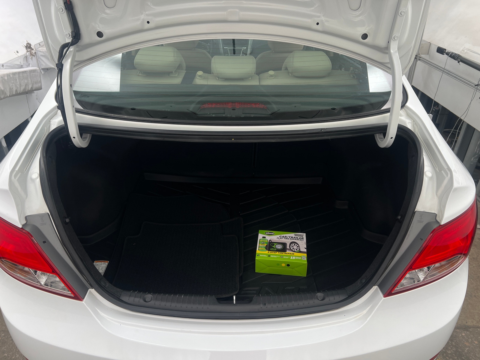 Thumbnail: 2017 Hyundai Accent - 7