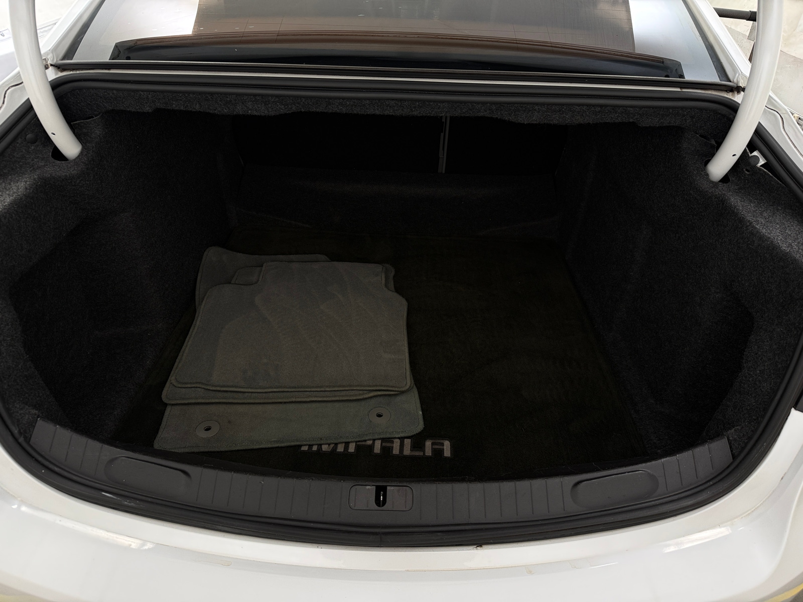 Thumbnail: 2016 Chevrolet Impala - 6