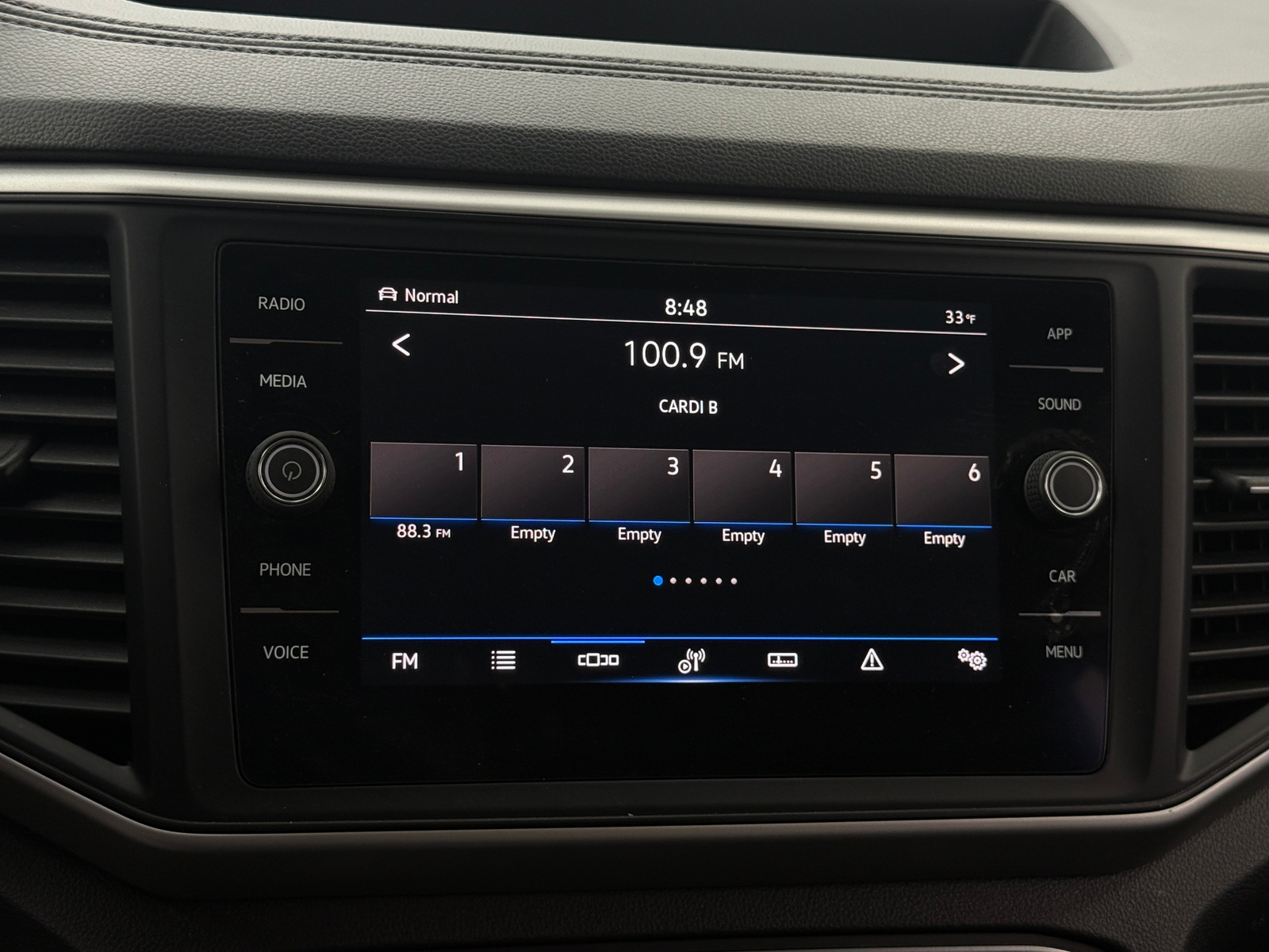 Thumbnail: 2021 Volkswagen Atlas - 3