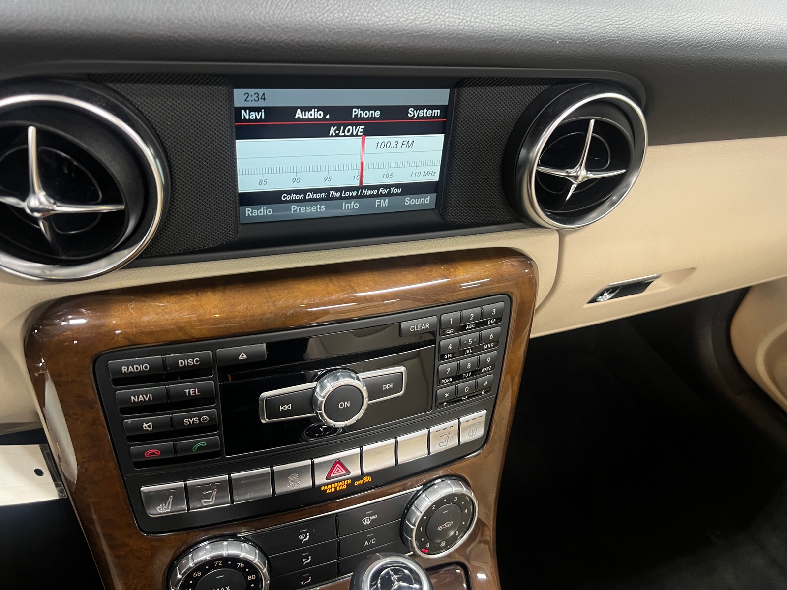 Thumbnail: 2014 Mercedes-Benz SLK - 4