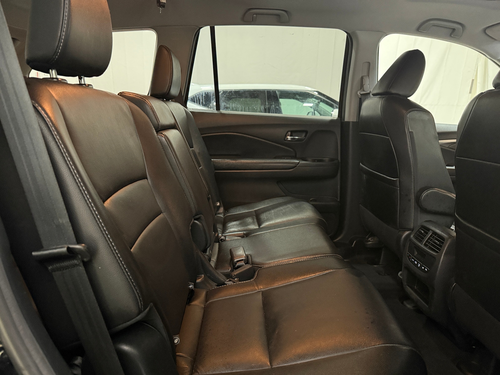 Thumbnail: 2018 Honda Pilot - 5