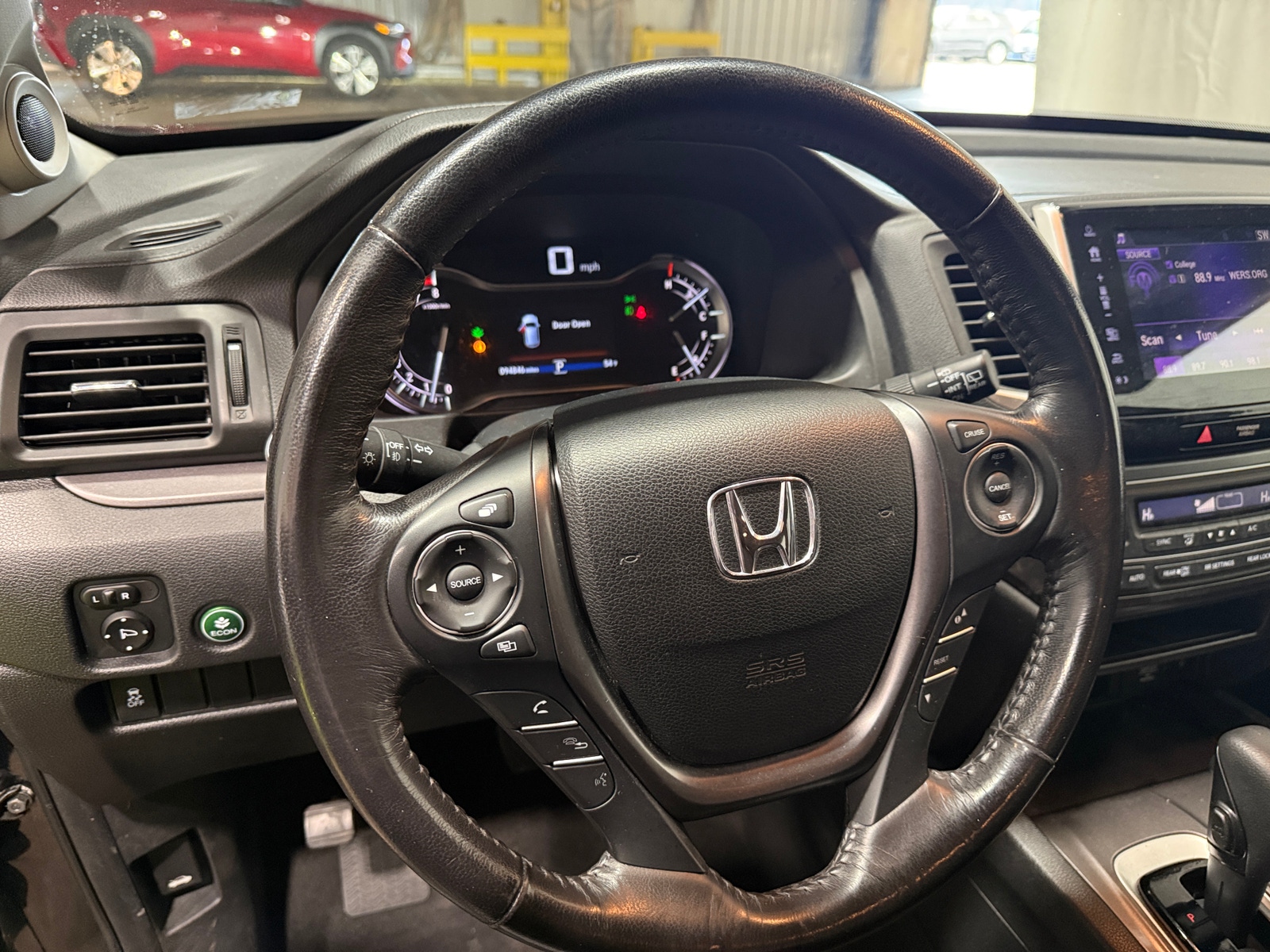 Thumbnail: 2018 Honda Pilot - 4