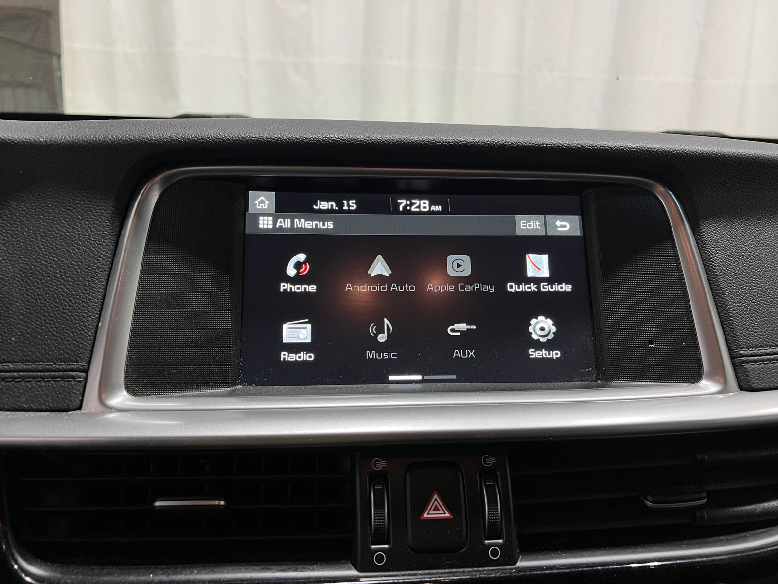 Thumbnail: 2020 Kia Optima - 4