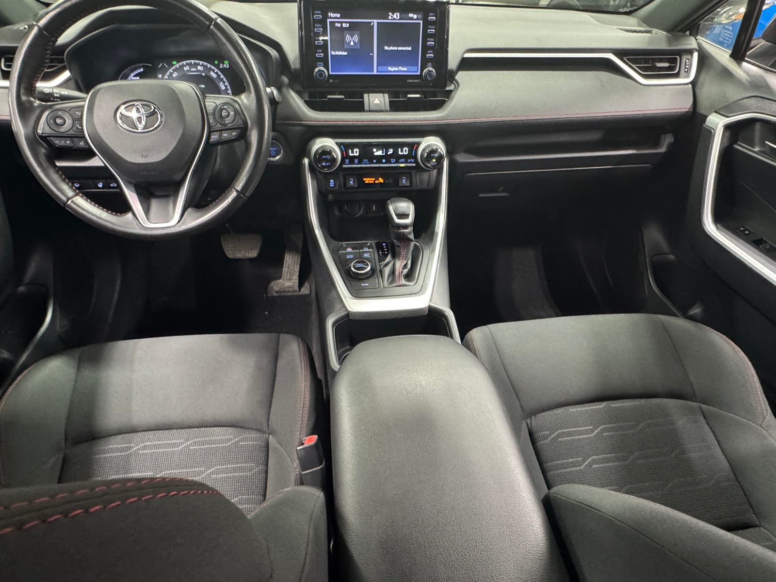 Thumbnail: 2022 Toyota RAV4 - 3