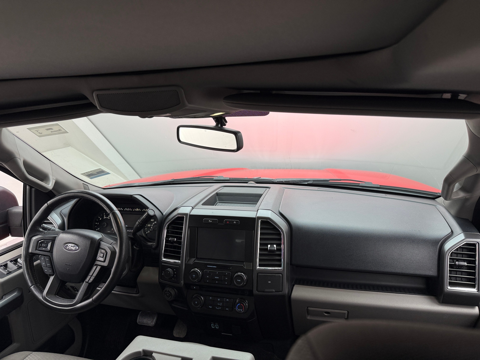 Thumbnail: 2017 Ford Econoline - 3