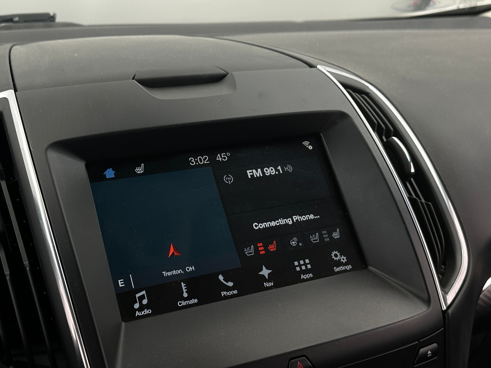 Thumbnail: 2018 Ford Edge - 4