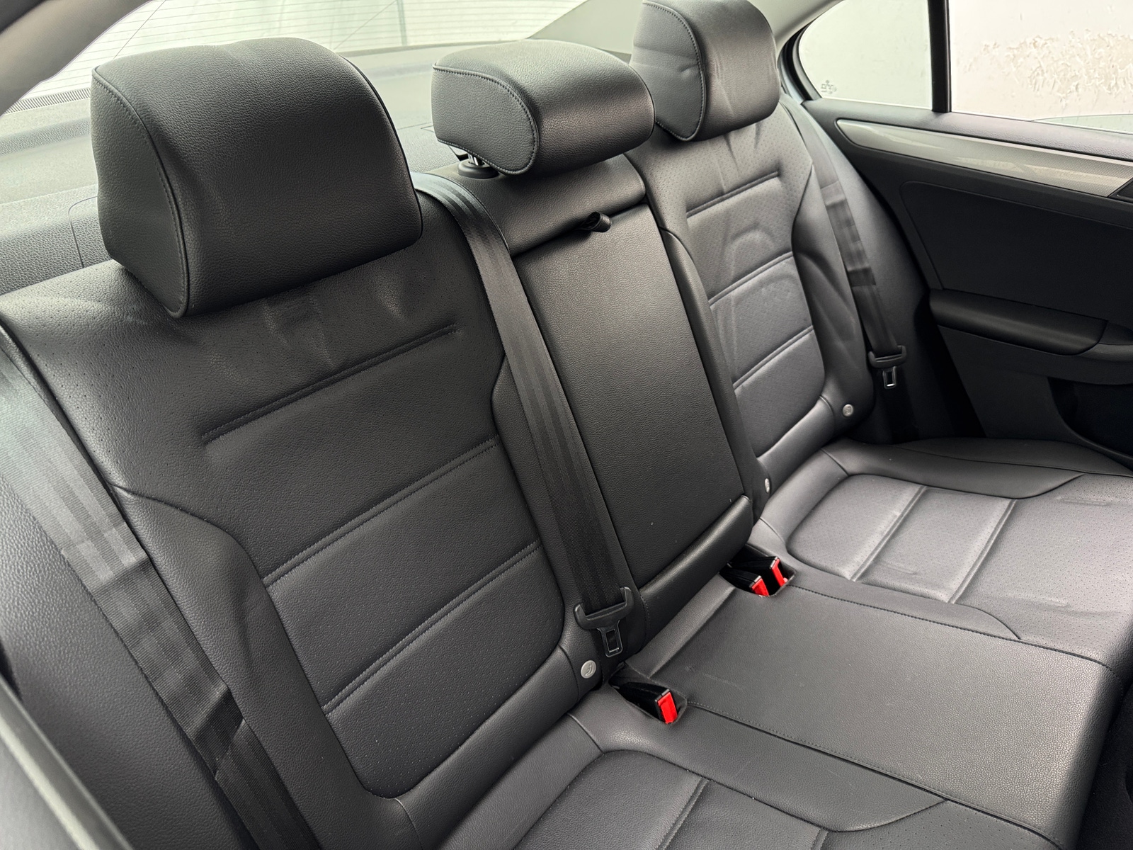 Thumbnail: 2017 Volkswagen Jetta - 5