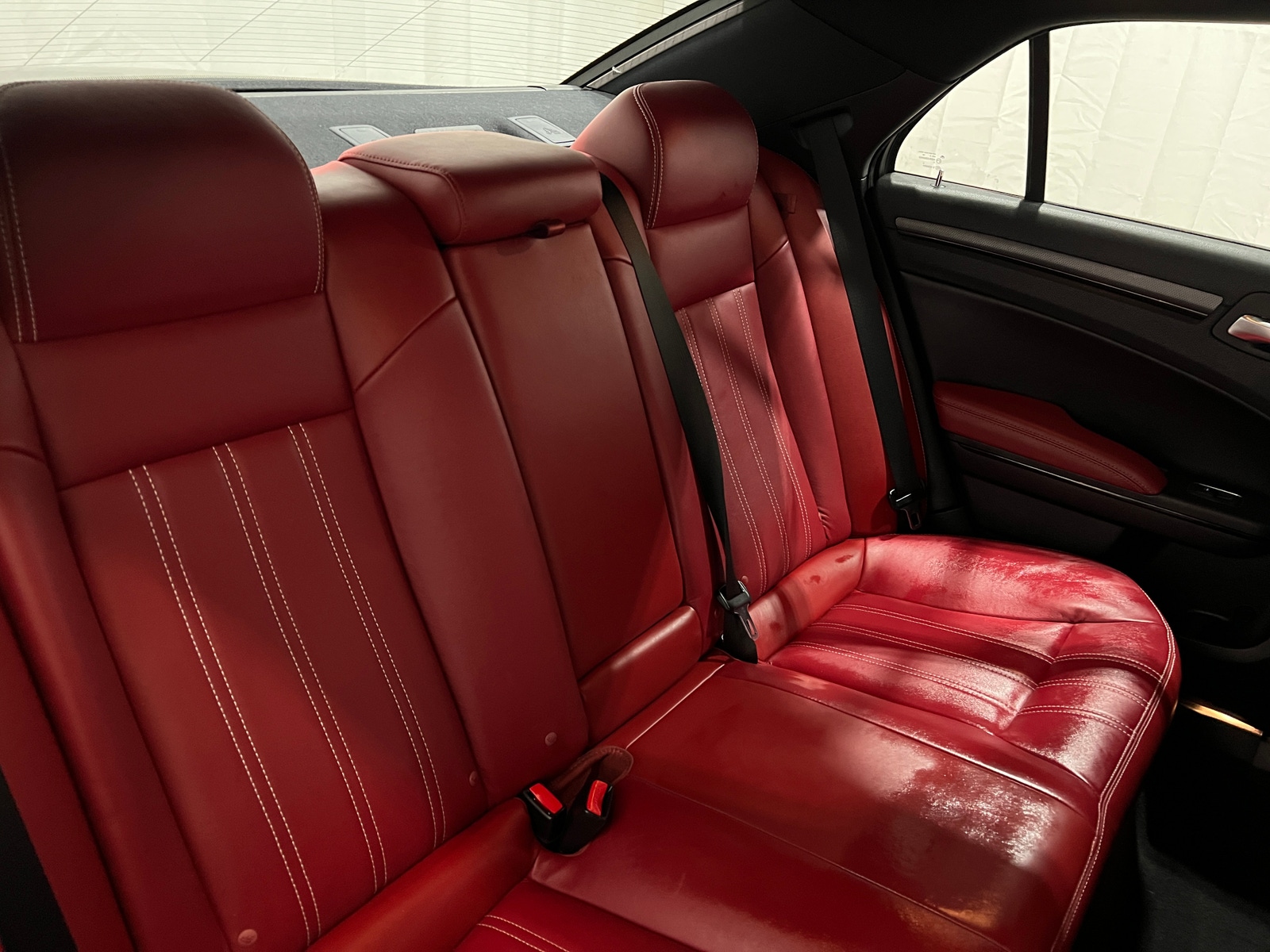 Thumbnail: 2013 Chrysler 300 - 5