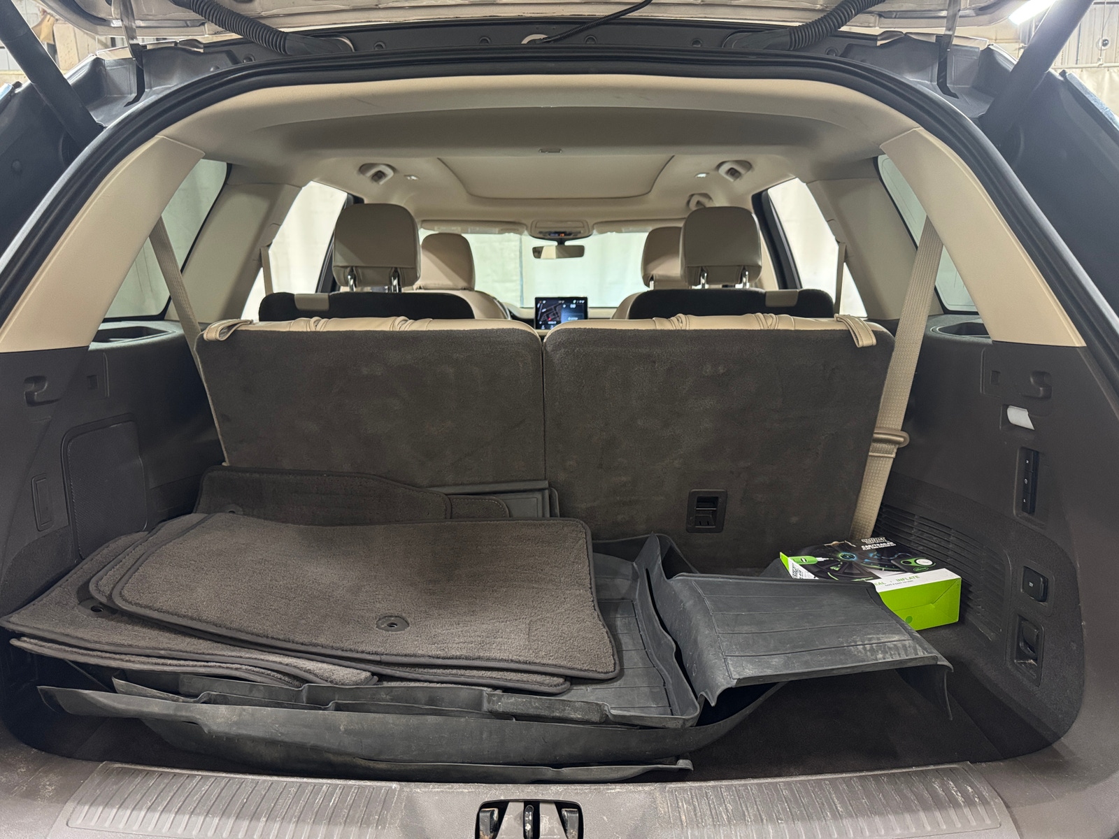 Thumbnail: 2021 Lincoln Aviator - 6