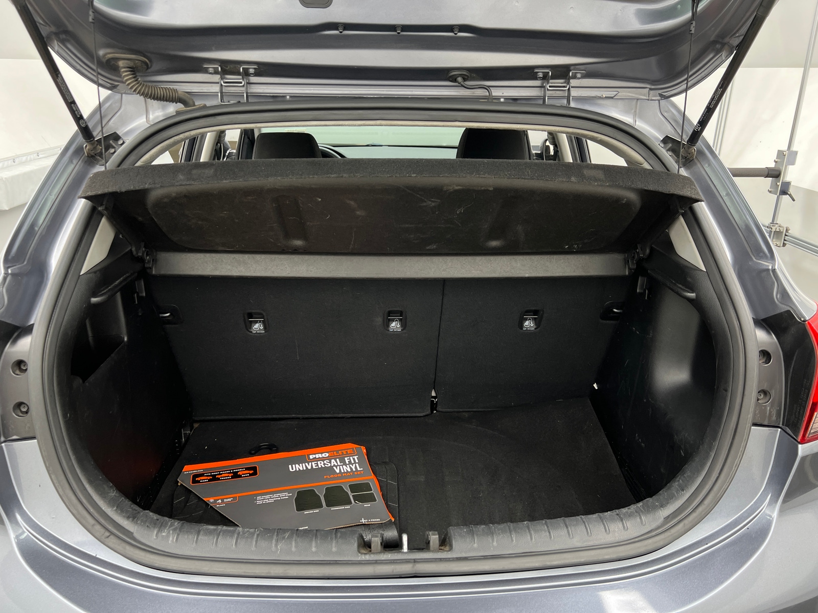 Thumbnail: 2020 Kia Rio - 7