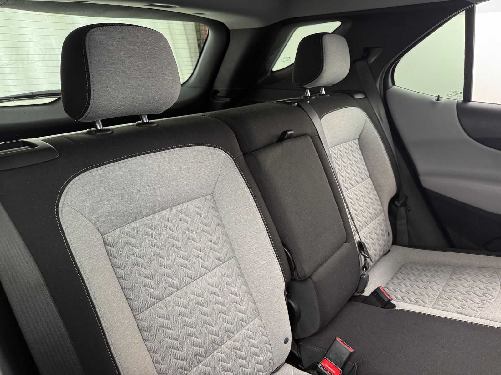 Thumbnail: 2022 Chevrolet Equinox - 6