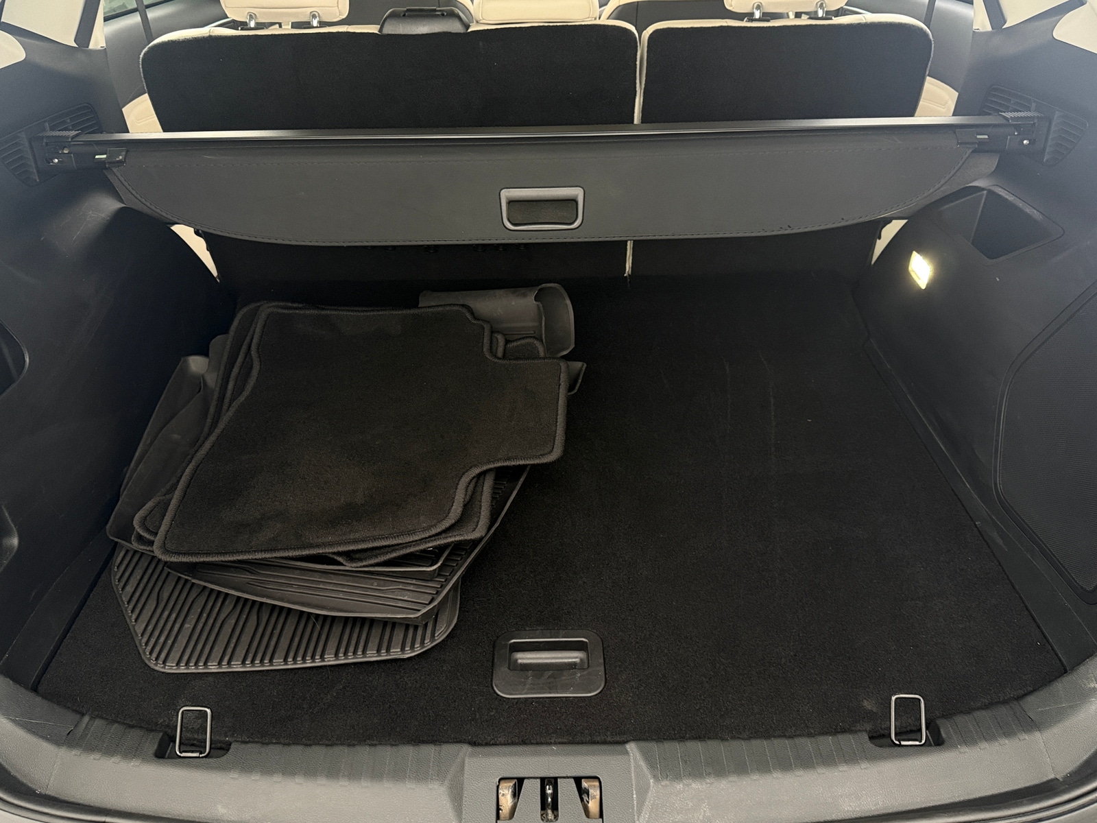 Thumbnail: 2020 Ford Edge - 6