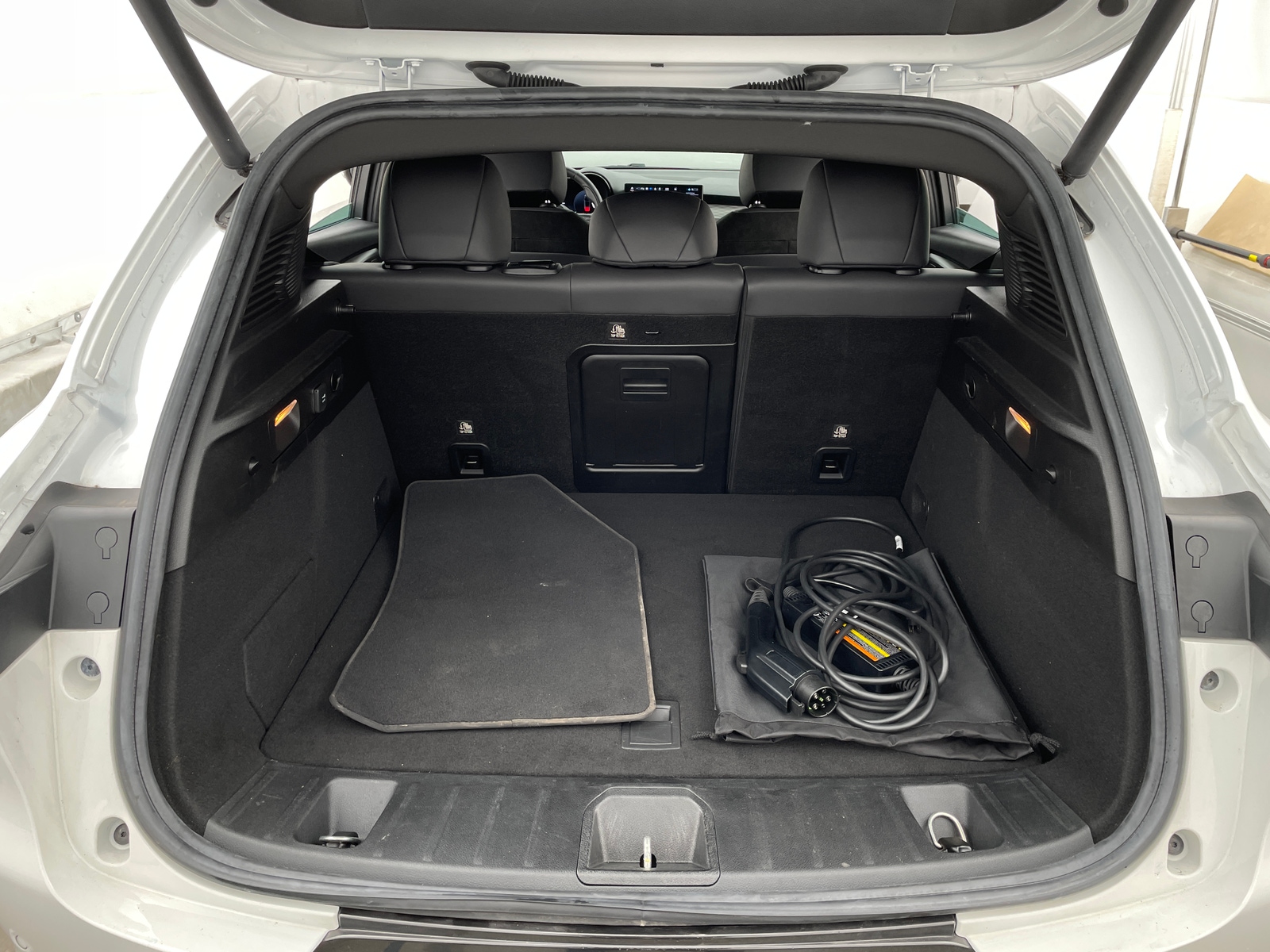 Thumbnail: 2024 Alfa Romeo Tonale - 7