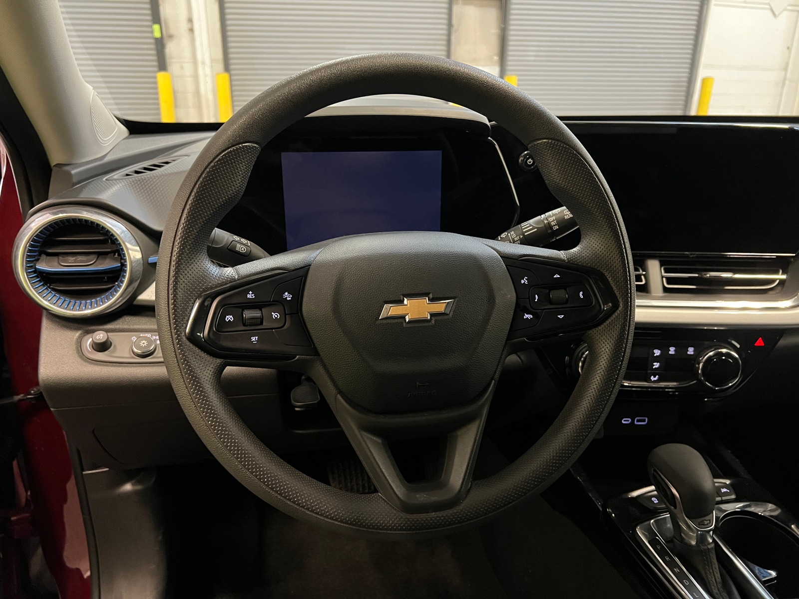 Thumbnail: 2025 Chevrolet Trax - 5