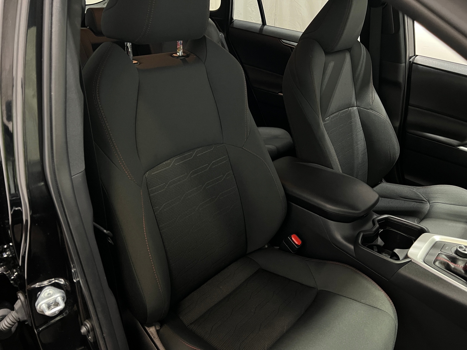 Thumbnail: 2021 Toyota RAV4 - 2