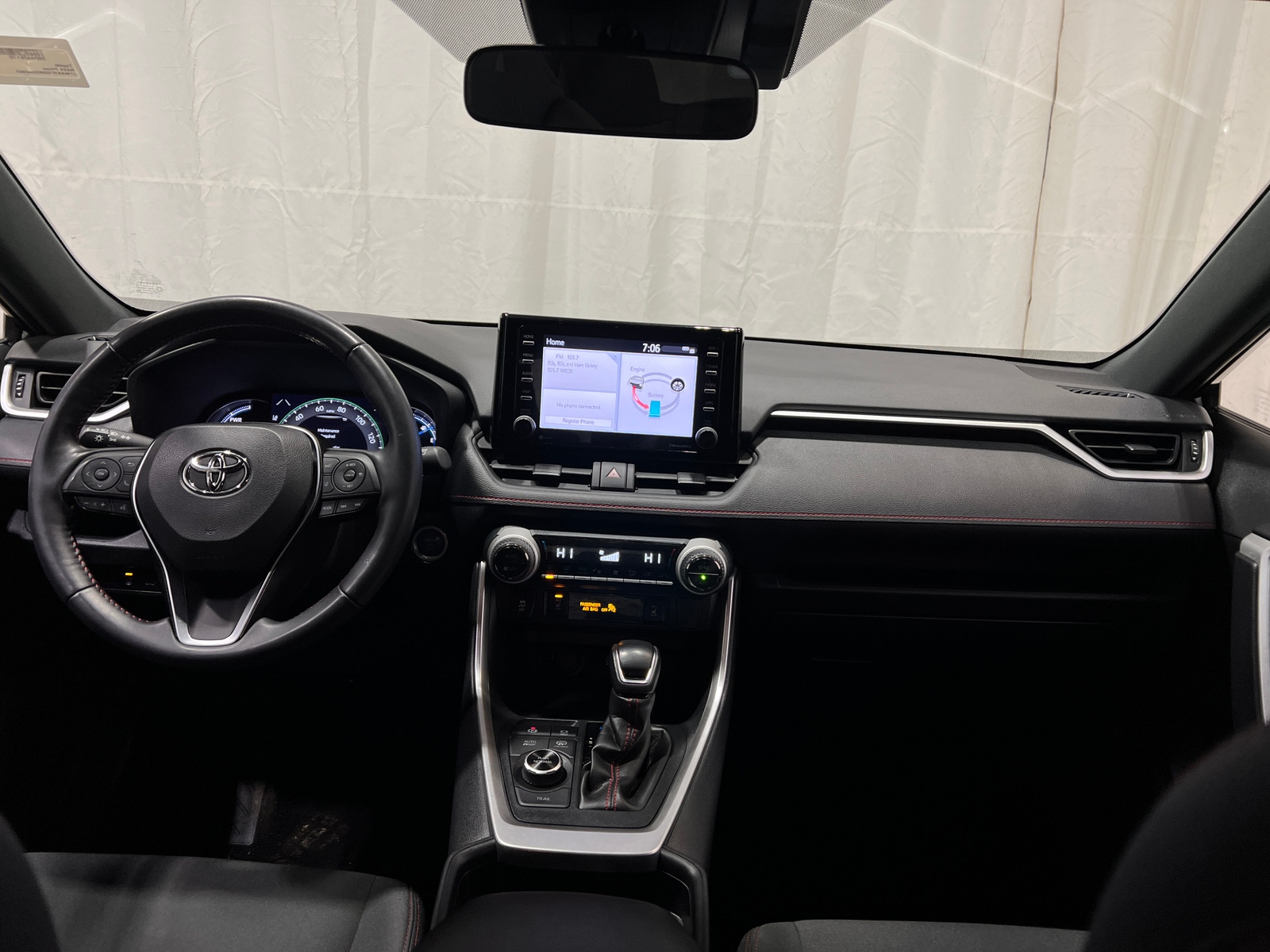 Thumbnail: 2021 Toyota RAV4 - 3