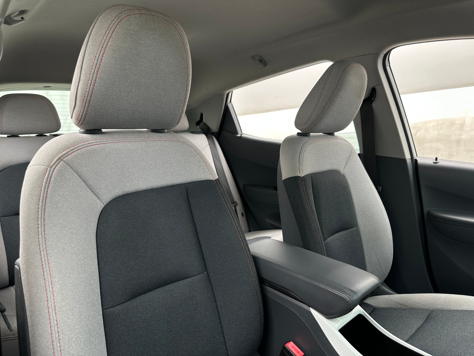 Thumbnail: 2019 Chevrolet Bolt EV - 2