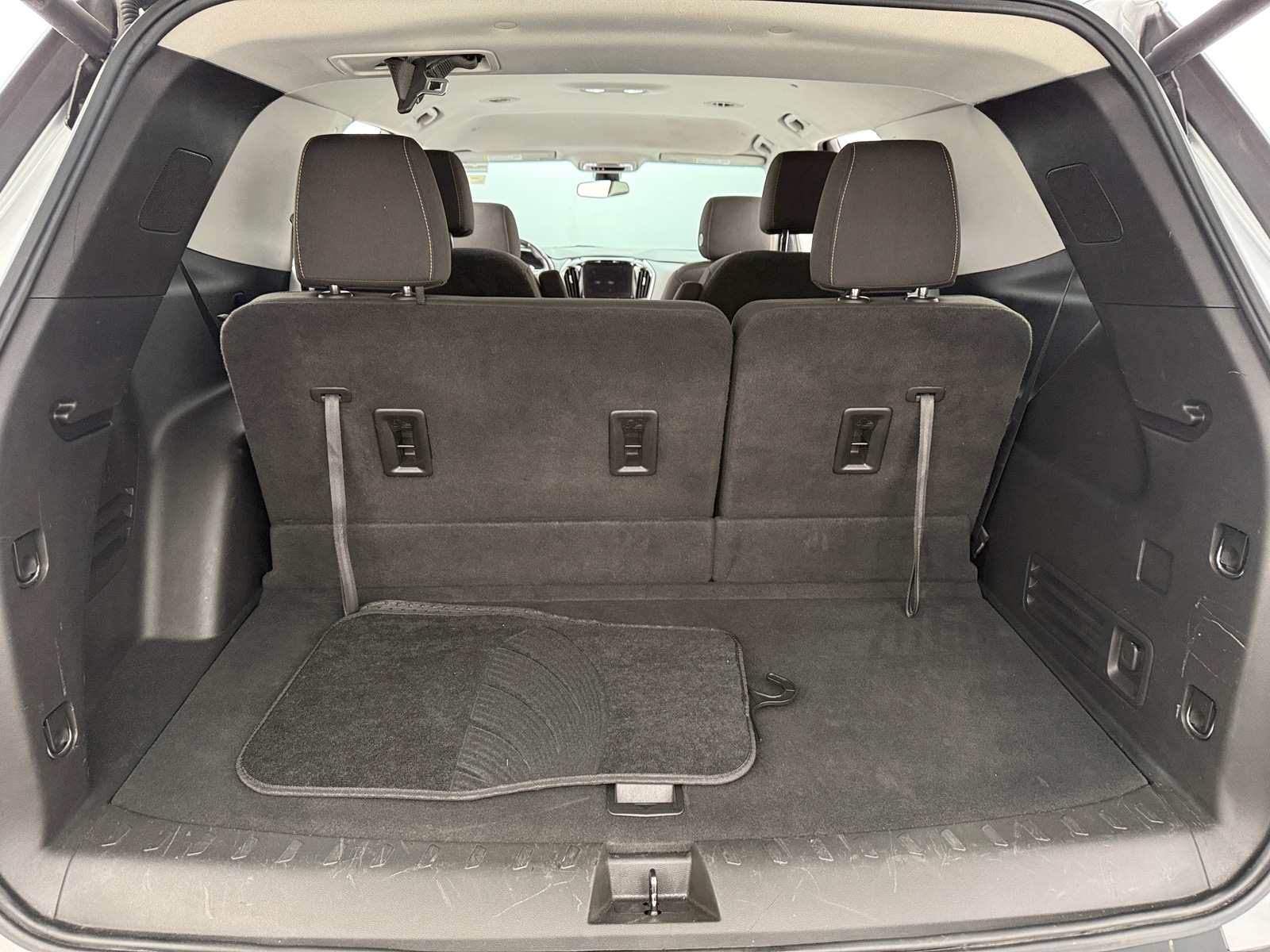 Thumbnail: 2021 Chevrolet Traverse - 7