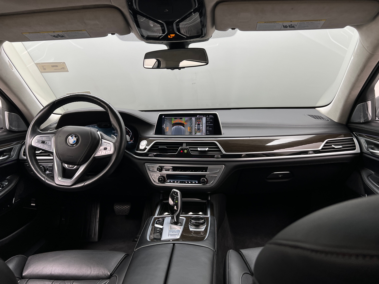 Thumbnail: 2022 BMW 7 Series - 2