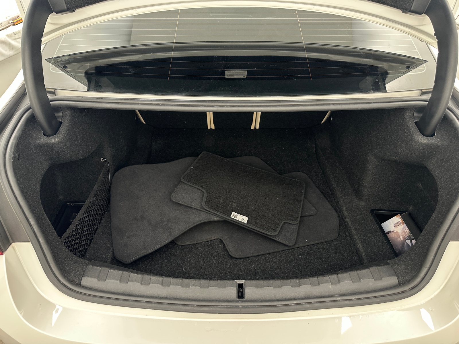 Thumbnail: 2023 BMW 3 Series - 6