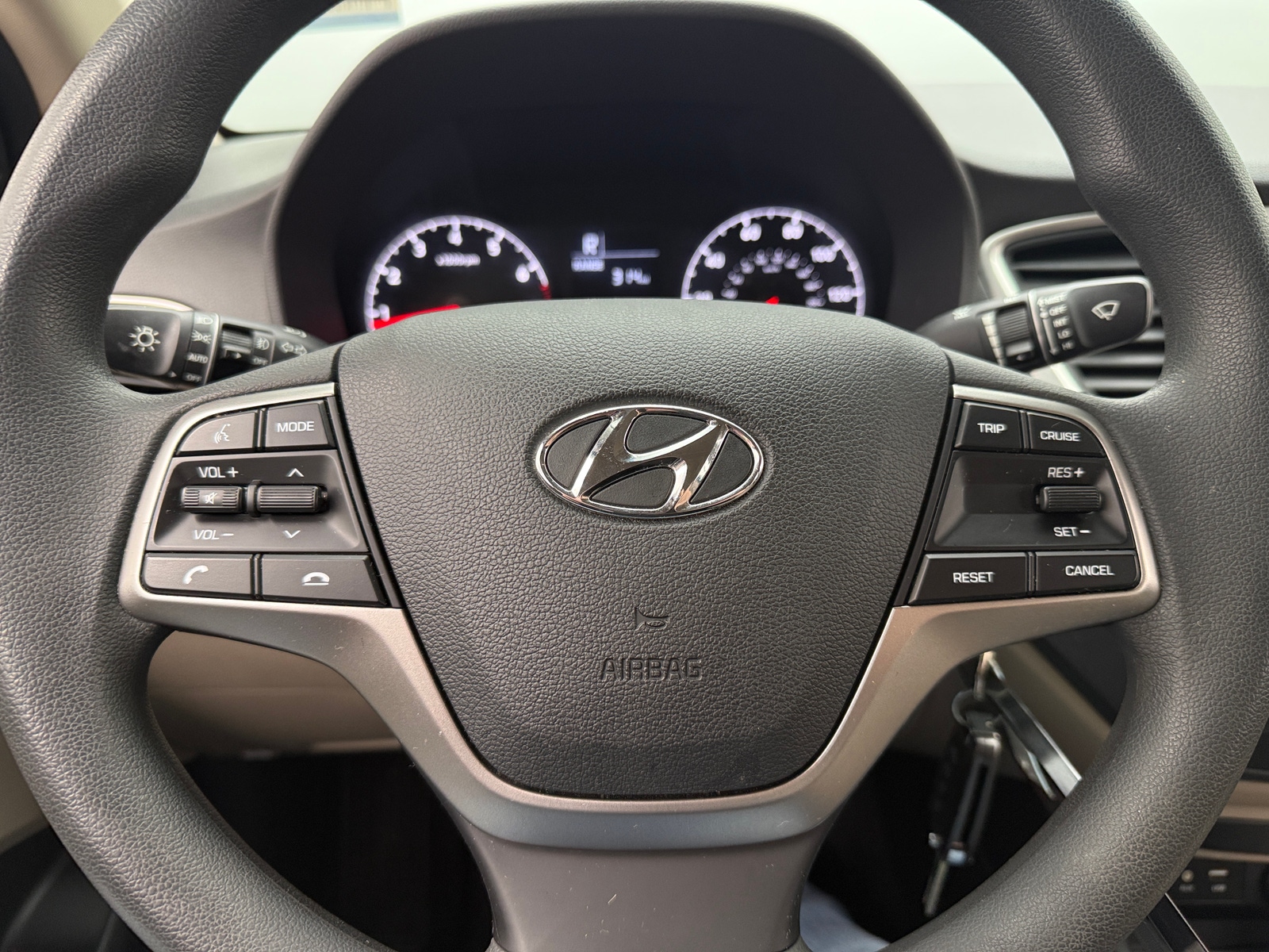 Thumbnail: 2022 Hyundai Accent - 5