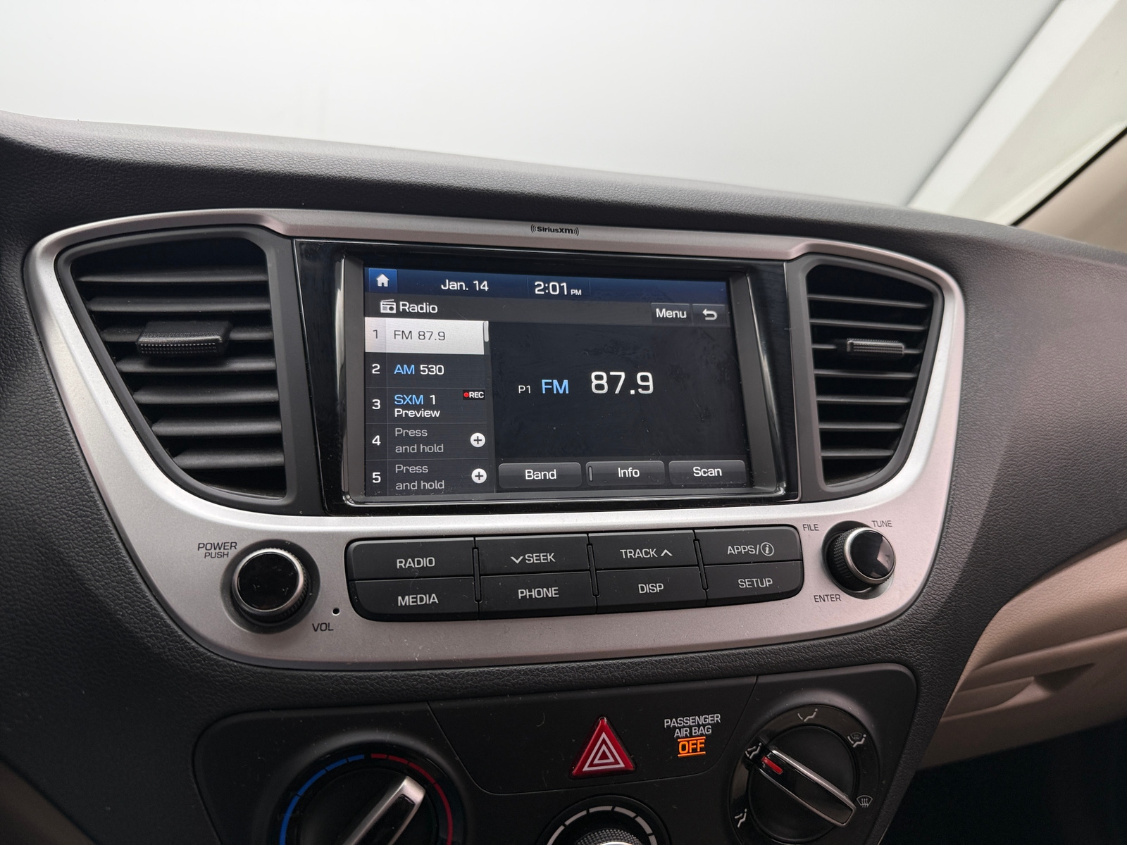 Thumbnail: 2022 Hyundai Accent - 4