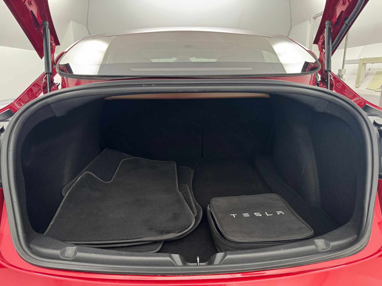 Thumbnail: 2018 Tesla Model 3 - 6