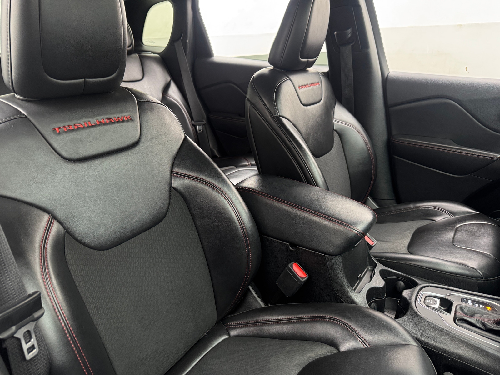 Thumbnail: 2019 Jeep Cherokee - 2