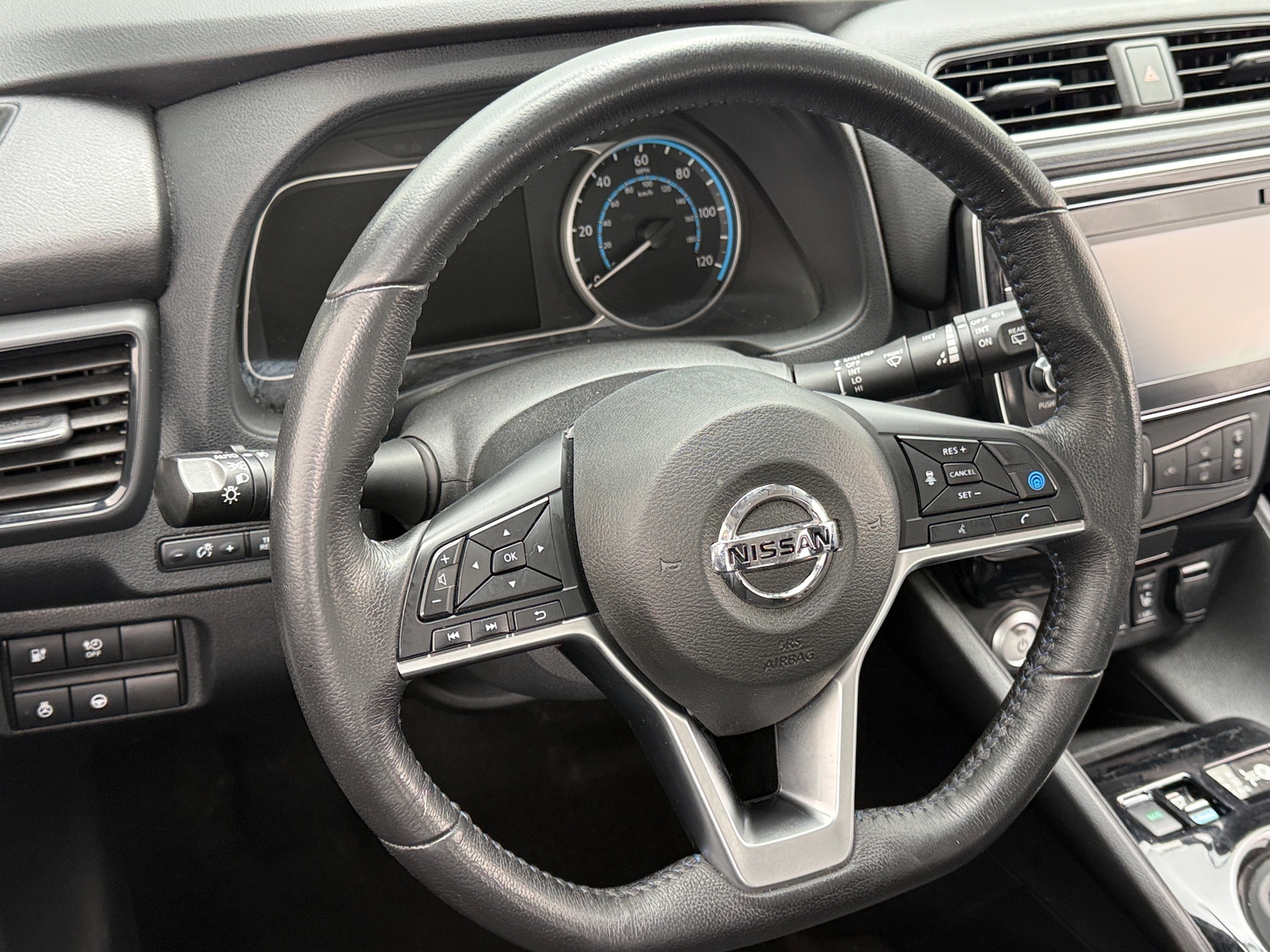 Thumbnail: 2019 Nissan Leaf - 5