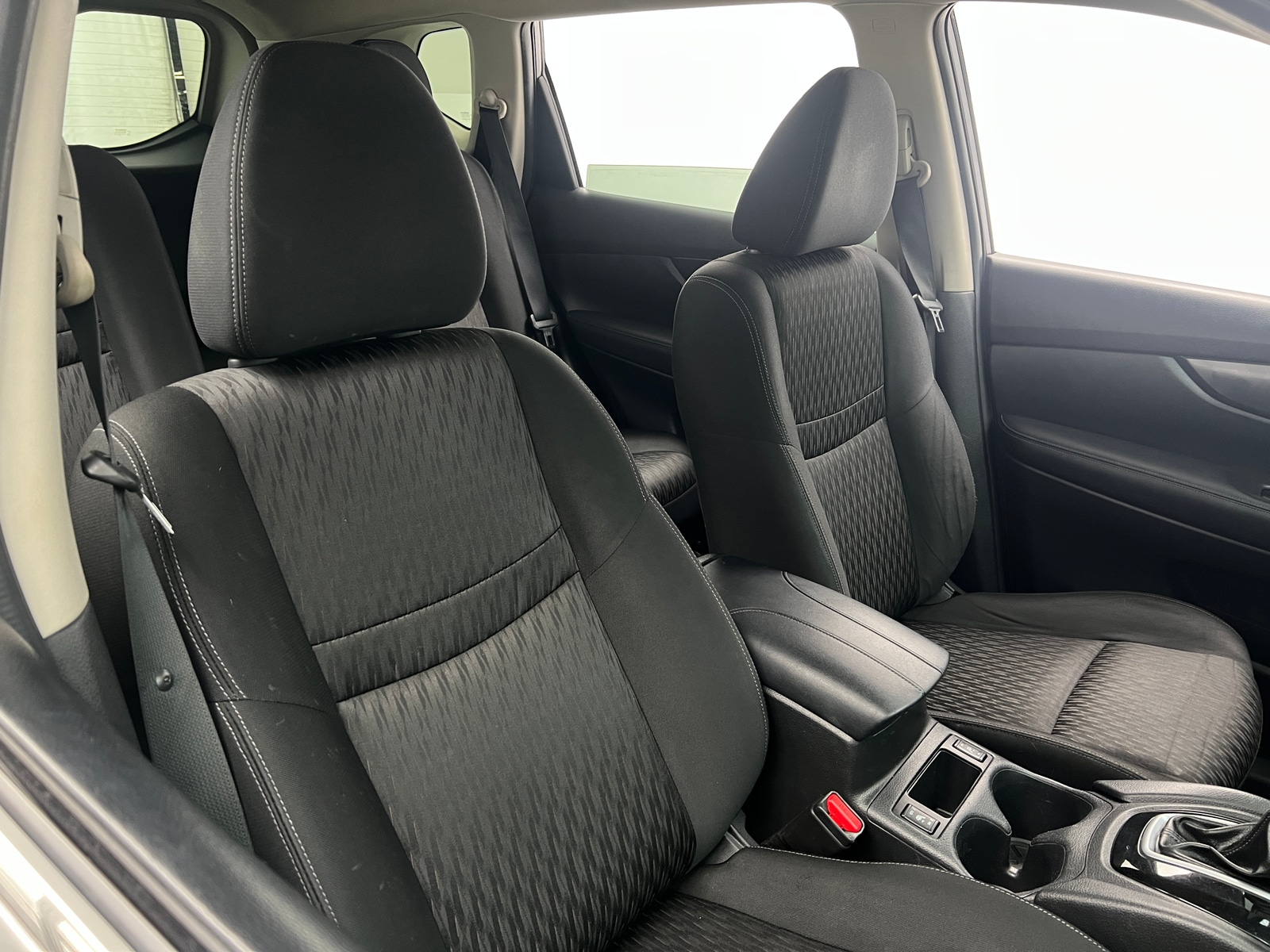 Thumbnail: 2019 Nissan Rogue - 2