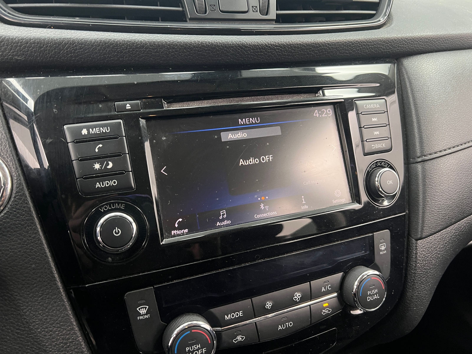 Thumbnail: 2019 Nissan Rogue - 4