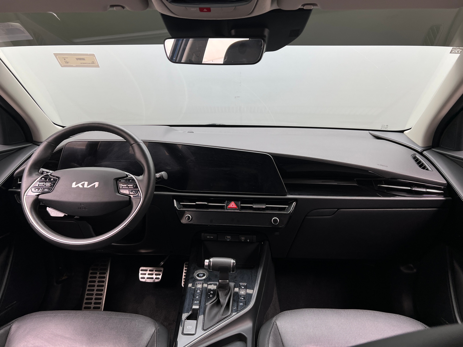 Thumbnail: 2023 Kia Niro - 2