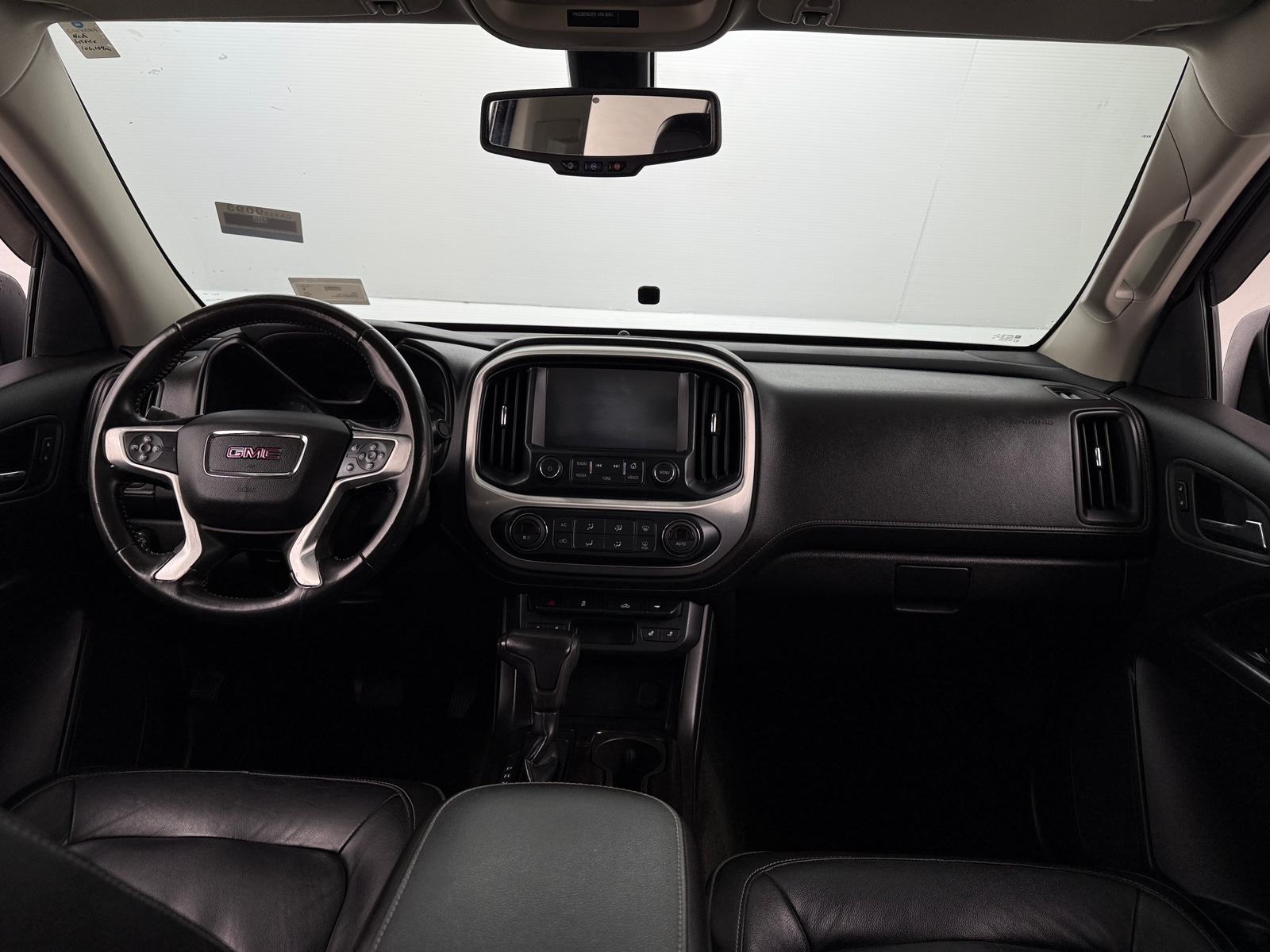 Thumbnail: 2017 GMC Canyon - 2