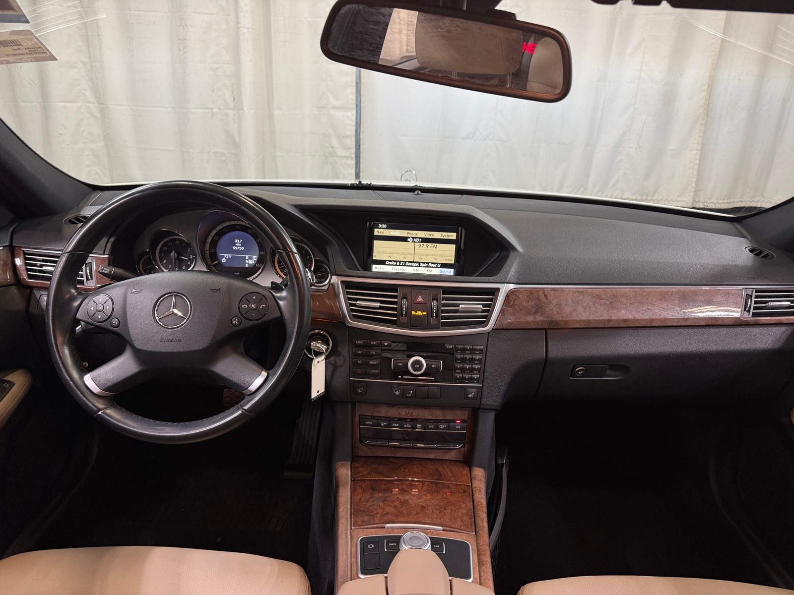 Thumbnail: 2011 Mercedes-Benz E-Class - 2