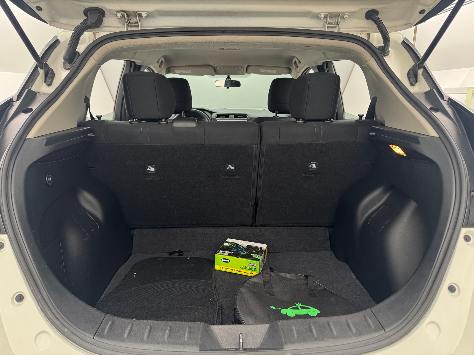 Thumbnail: 2019 Nissan Leaf - 7