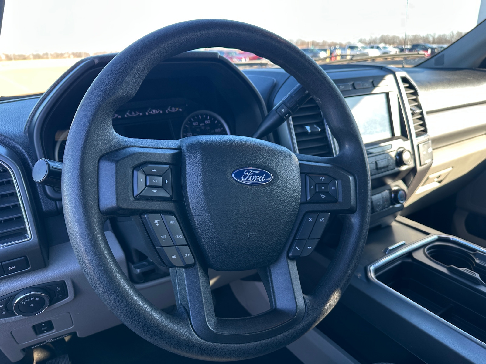 Thumbnail: 2019 Ford Econoline - 5