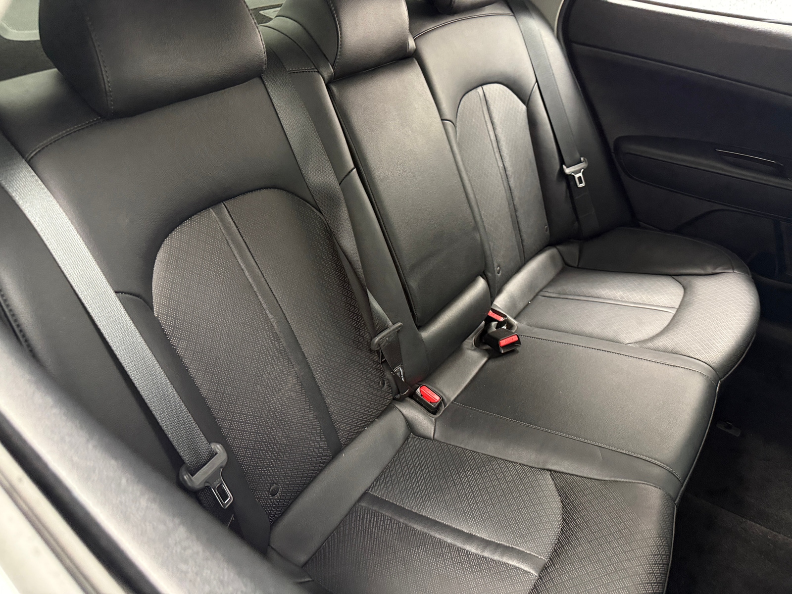 Thumbnail: 2020 Kia Optima - 5