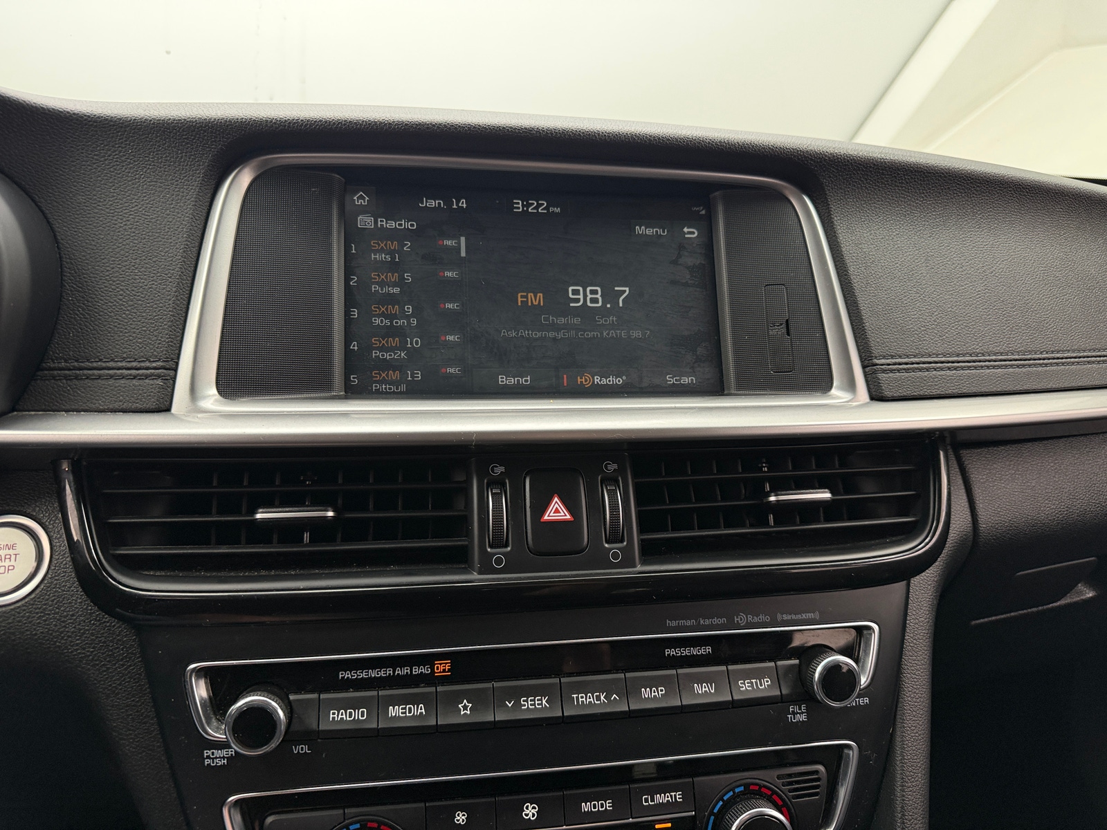 Thumbnail: 2020 Kia Optima - 3