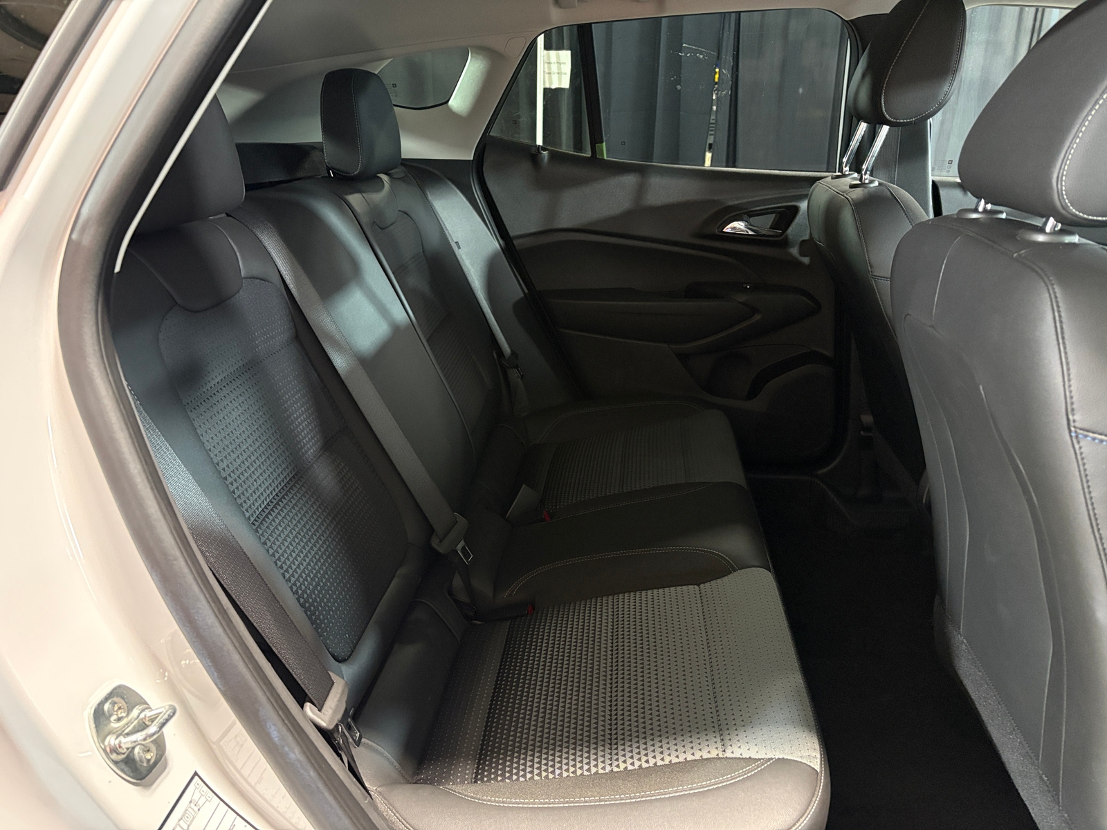 Thumbnail: 2025 Chevrolet Trax - 6