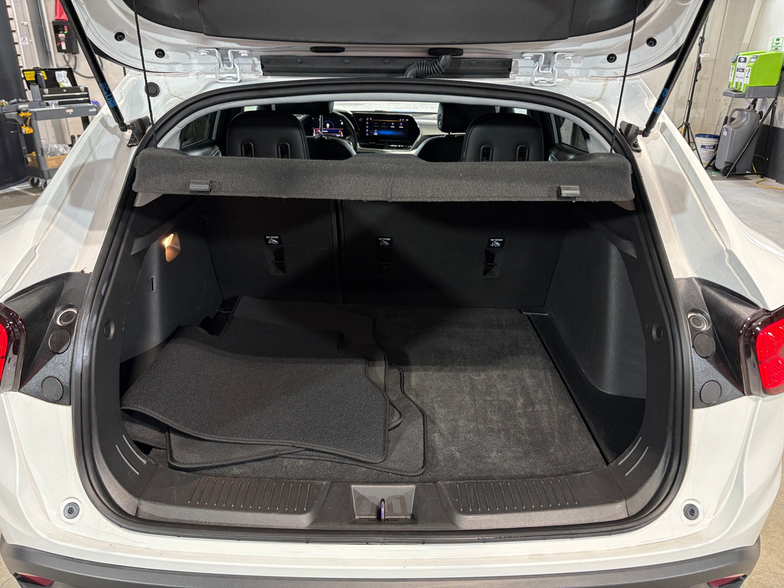 Thumbnail: 2025 Chevrolet Trax - 7